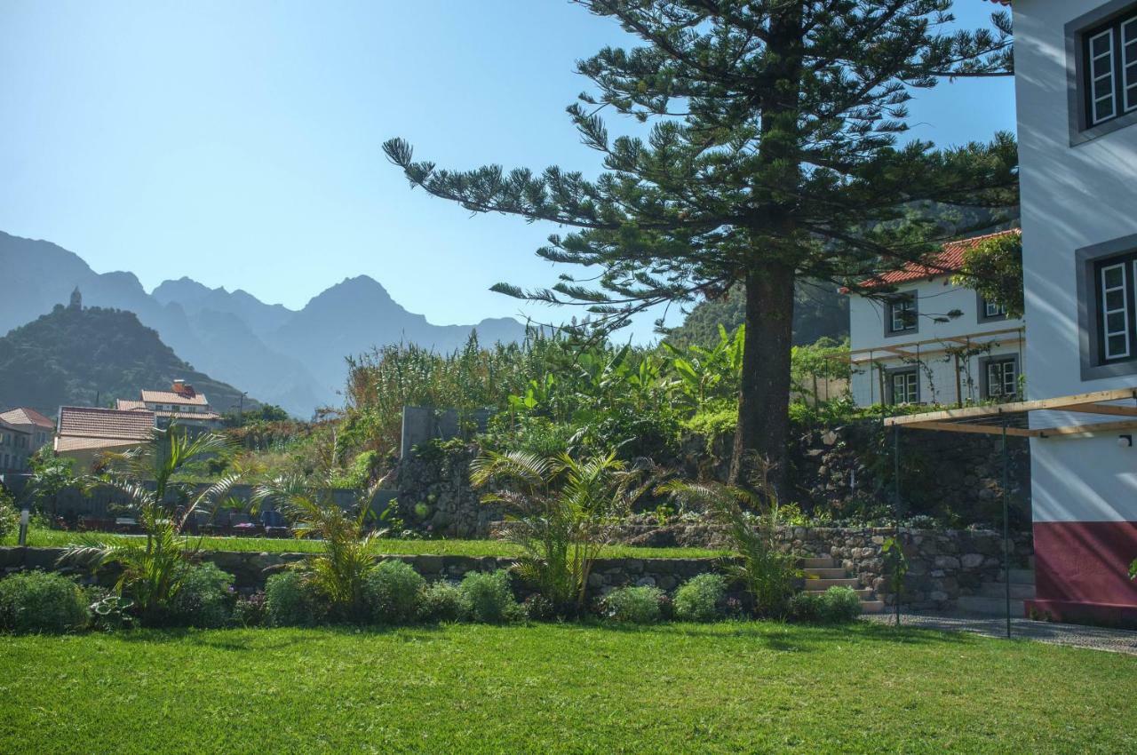 Casa Oliveira Esmeraldo - Guest Houses São Vicente Exteriör bild