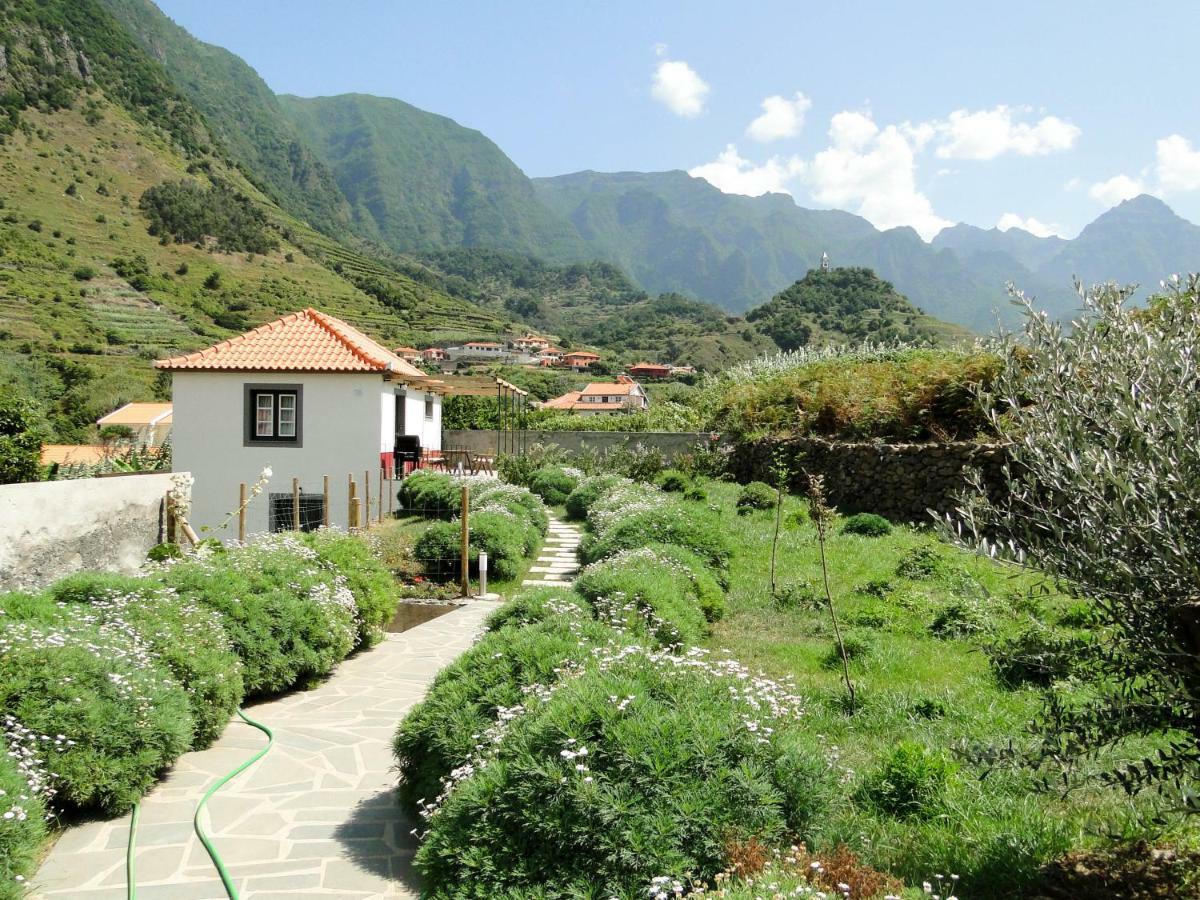 Casa Oliveira Esmeraldo - Guest Houses São Vicente Exteriör bild