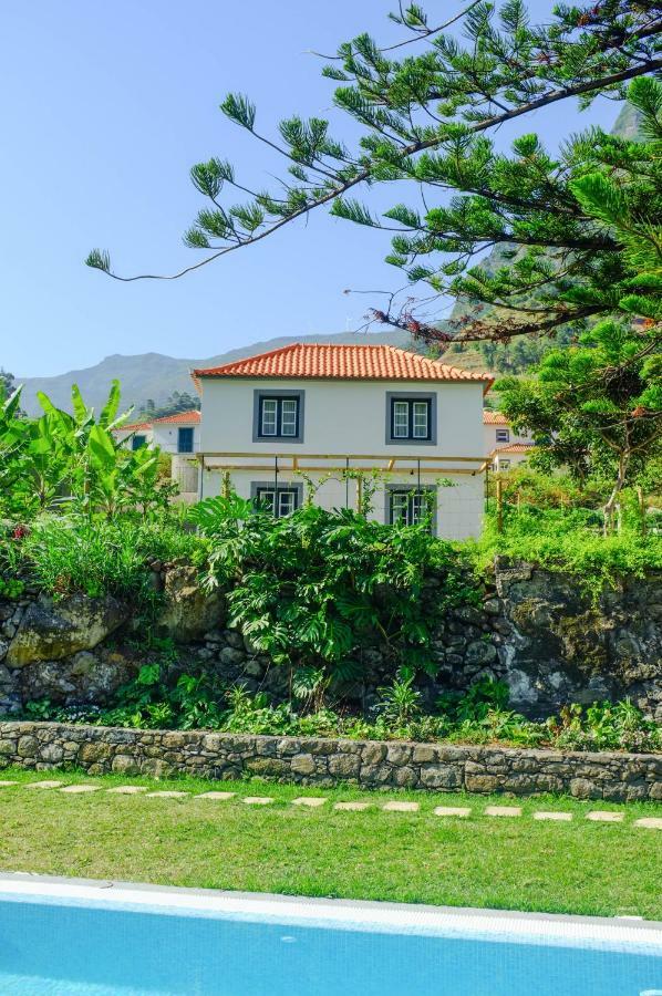 Casa Oliveira Esmeraldo - Guest Houses São Vicente Exteriör bild